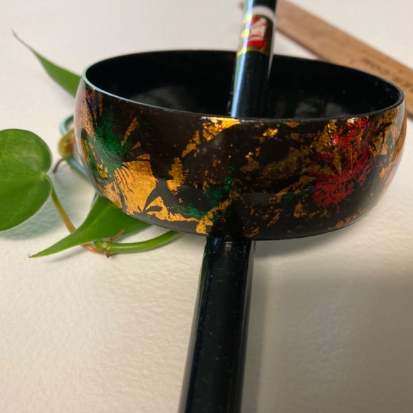 Vintage  Large 3" across Lightweight Colorful Statement Bracelet from Asia - Picture 8 of 8